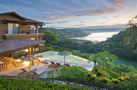 luxury costa rica resort villas