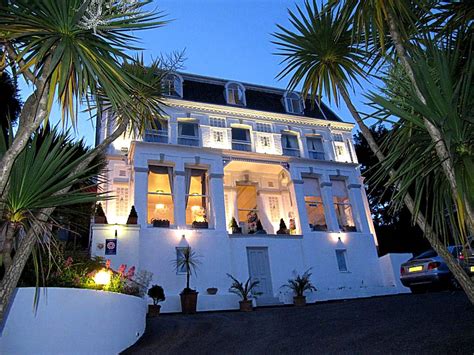 luxury hotels in torquay