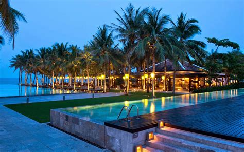 luxury resort vietnam beach