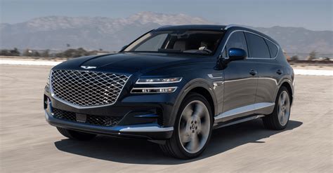 luxury suv sales 2021