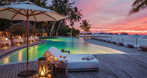 luxury travel bestsellers in sri lanka