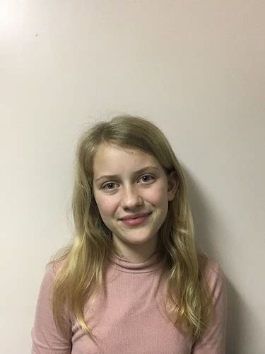 5 Secrets of Lyla Burns' Nude Look