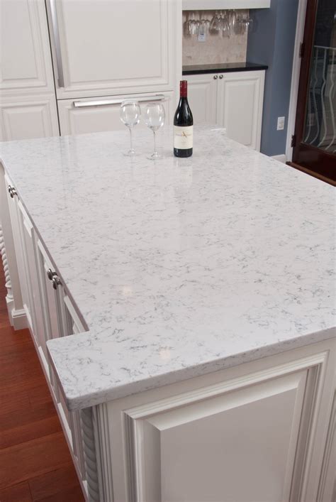 Lyra Quartz Countertop