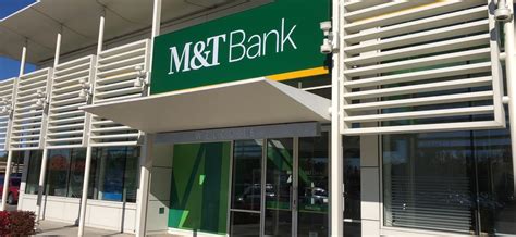 M&T Bank’s Newest Branch at Southgate Plaza in West Seneca / Pentagram