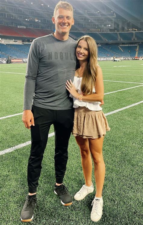 mac jones girlfriend