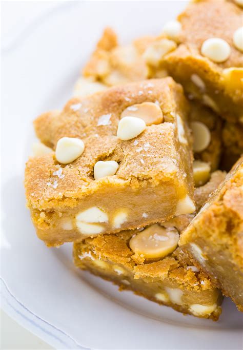 Macadamia Nut Cookie Bar Recipe
