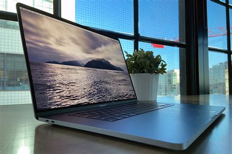 macbook pro 16 2019 vs 2021 weight