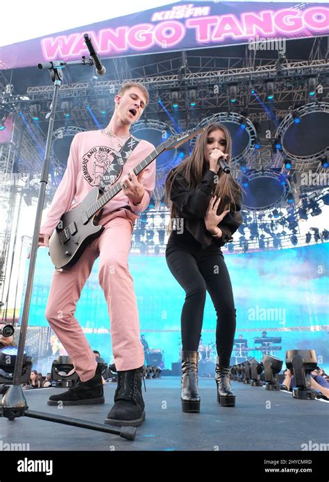 Machine Gun Kelly & Camila Cabello Bad Things (Live on The Late Late Show) Acordes Chordify