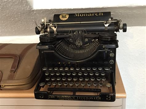 ancienne Machine à écrire JAPY années 1930 typewriter vintage avec