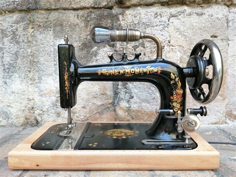 Achetez machine à coudre occasion, annonce vente à VieuxCondé (59