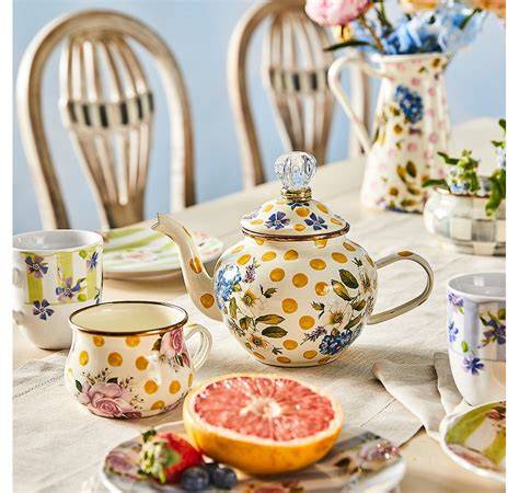 Experience Elegance with Mackenzie Tea Set - A Timeless Addition to Your Teaware Collection