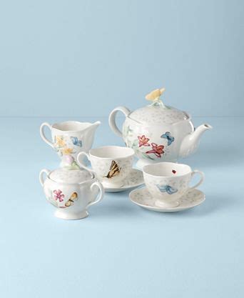 Macys Tea Pot Set