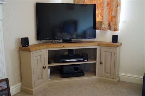 Made Tv Unit Corner