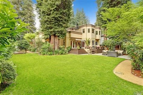 Madrone Ave Larkspur