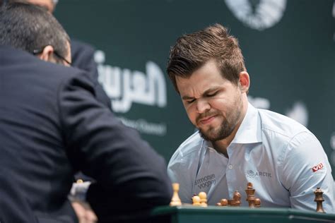 magnus carlsen full name