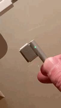 MagSafe Charger Sync Store