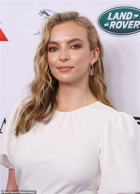 mail online jodie comer