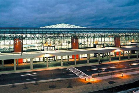 main airport in baltimore