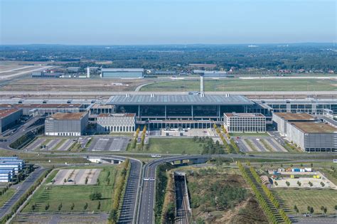 main international airport in berlin