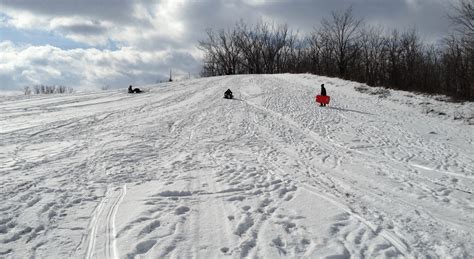 7 Super Fun Places To Go Sledding And Tubing In Central Maine