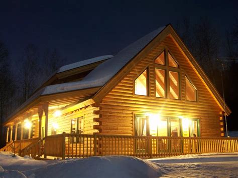 Maine Pine Log Homes