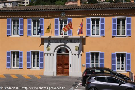 mairie de villeneuve loubet village