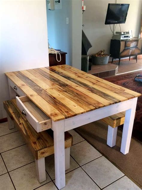 Make A Dinner Table Out Of Pallets