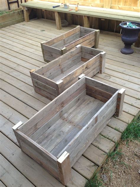 Make Garden Boxes Out Of Pallets