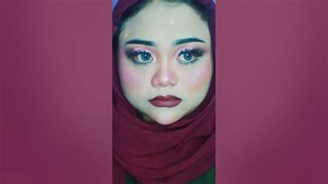 Make up tebal
