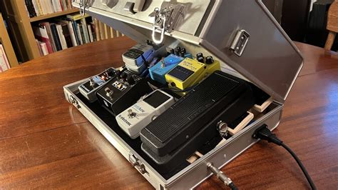 Makeshift Pedalboard Case