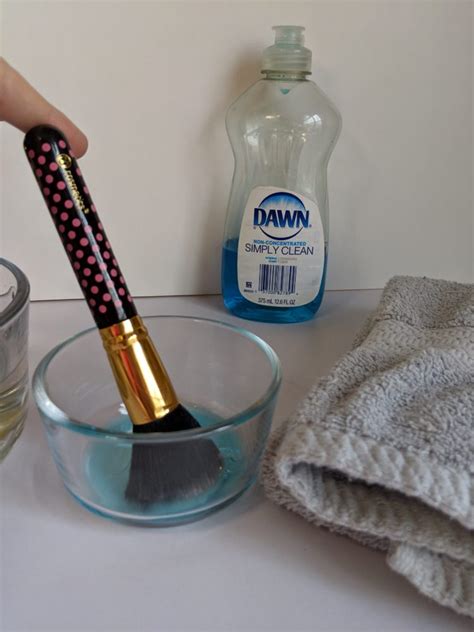 Makeup Brushes With Dish Soap