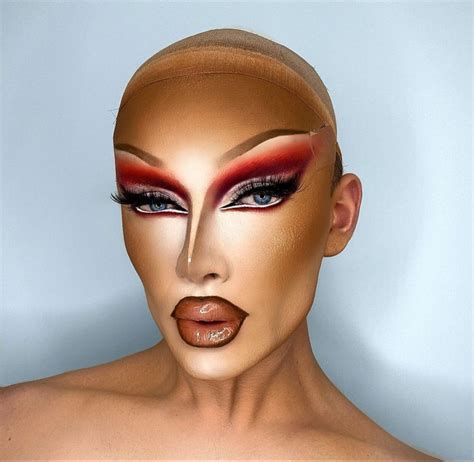 makeup for drag queen