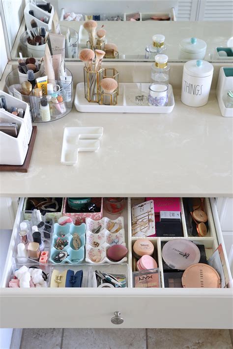 makeup organization tips