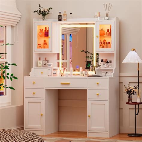 Makeup Table Lighting Ideas
