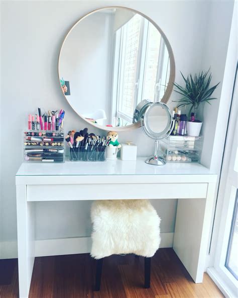 Makeup Vanity Ideas Simple