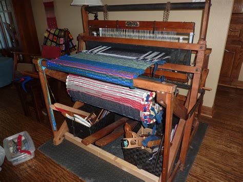 Making A Rug Loom