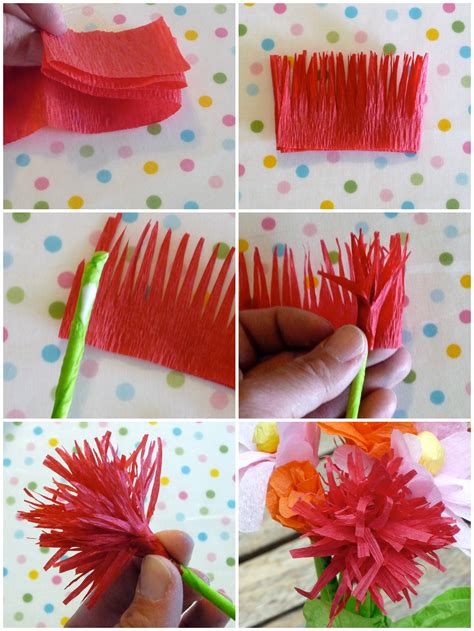 Making Construction Paper Flowers