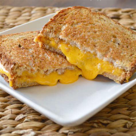 making grilled cheese in oven