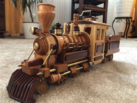 Wood Toy Train Engine Unfinished, 4.5 x 4 inches