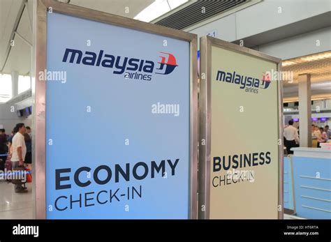malaysia airlines check in counter