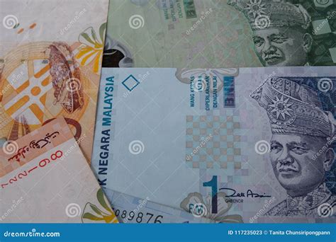 malaysian rupee to aed