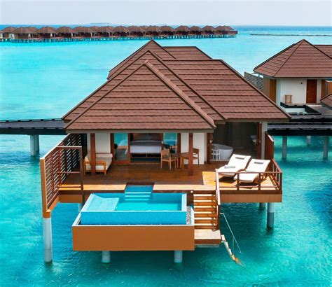 maldives villa on water