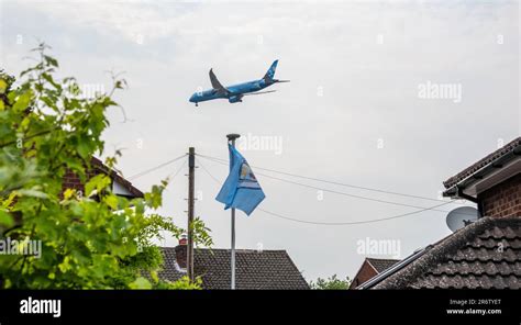 man city plane landing