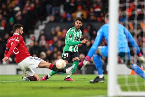 man united vs real betis: team news