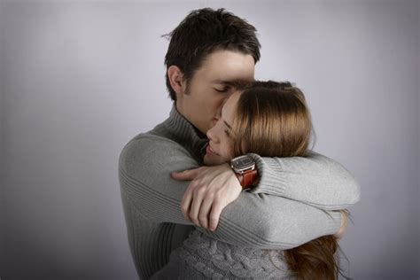 man-hugging-woman