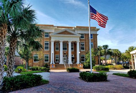 manatee county courthouse