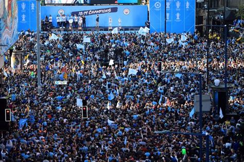 manchester city parade live