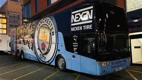 manchester city team bus