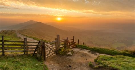 Unveiling the Epic Battle: Manchester vs Derbyshire Derby