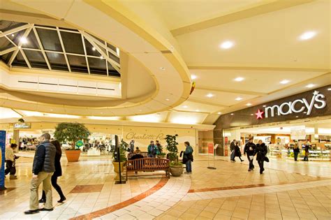 manchester mall nh stores